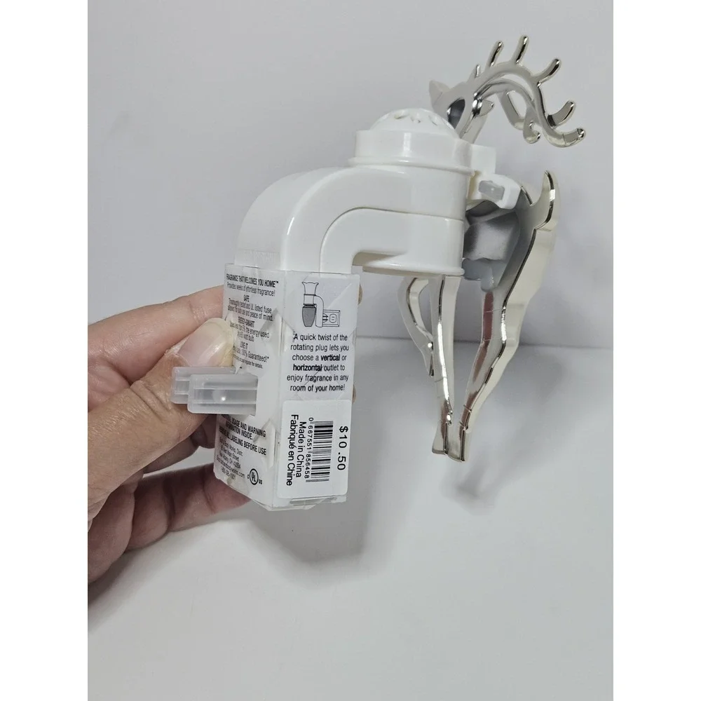 Bath & Body Works Geometric Silver Reindeer Wallflower Fragrance Diffuser NEW